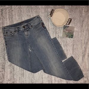 🌸SILVER JEANS🌸 Size 30x29! 💕